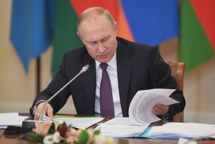 Путин поручил рассмотреть вопрос введения оборотных штрафов за утечку персональных данных