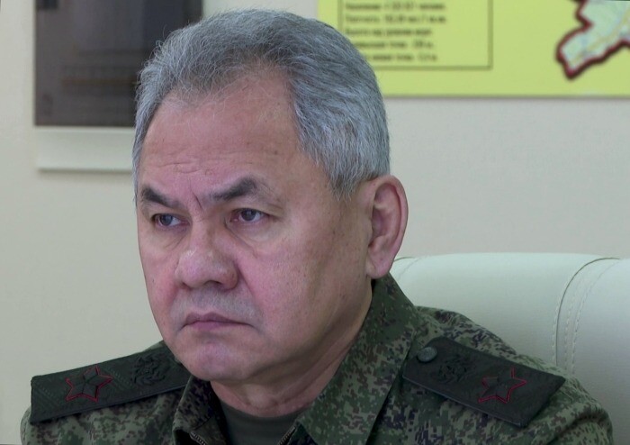 Шойгу провел в зоне СВО совещание по вопросам увеличения численности ВС РФ до 1,5 млн военнослужащих