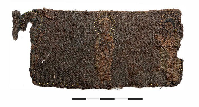 Уникальная вышивка с изображением святых найдена в средневековом могильнике под Муромом