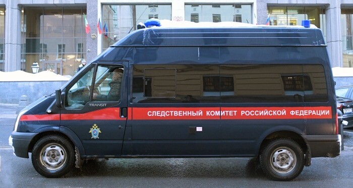 Красноярского чиновника подозревают в получении взятки в виде оказания услуг почти на 1 млн рублей