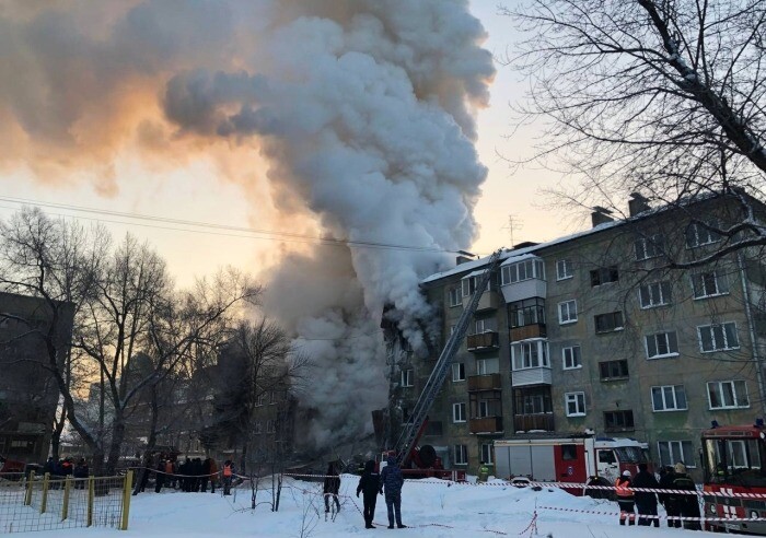 Пострадавший от взрыва газа дом в Новосибирске восстанавливать нецелесообразно - губернатор