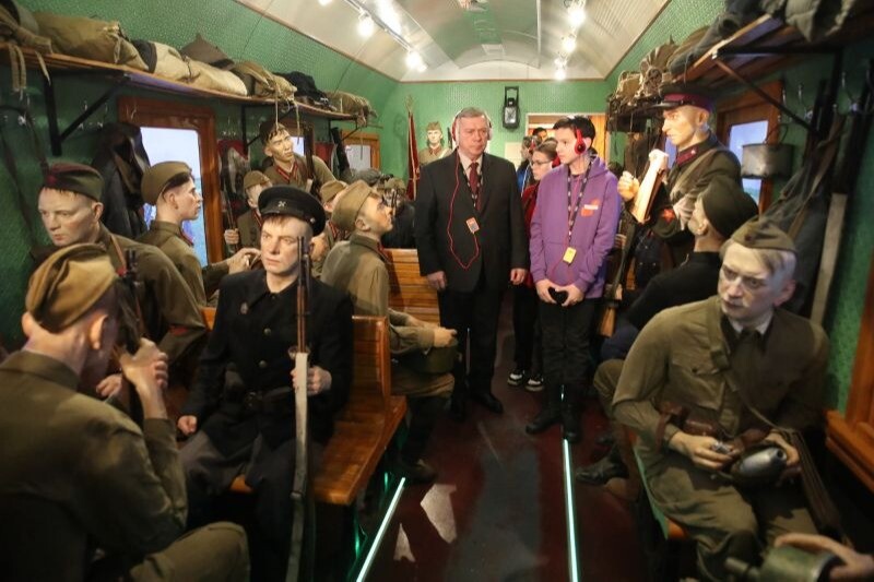 Более 4 тыс. жителей Ростовской области посетили экспозиции "Поезда Победы"