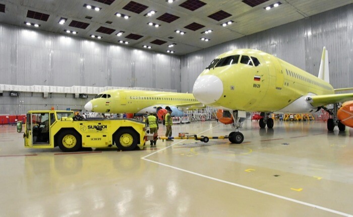 Правительство РФ утвердило инвестпроекты поставок авиатехники региональным перевозчикам на 100 млрд рублей