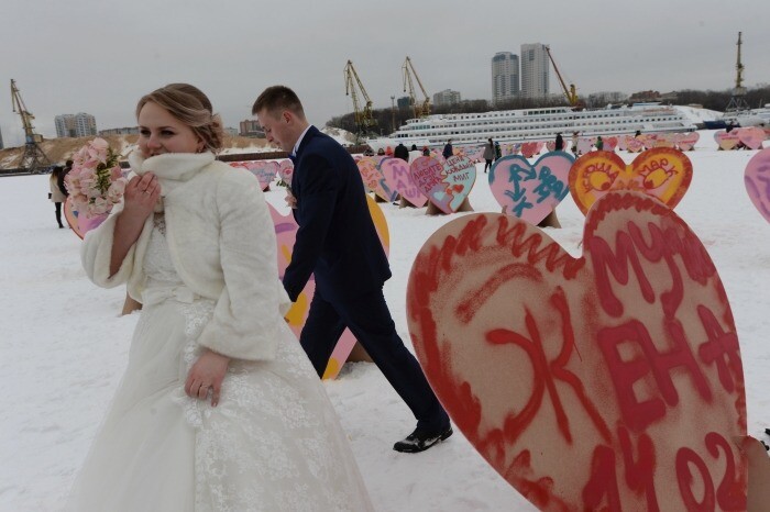В День всех влюбленных в Москве поженятся больше 400 пар