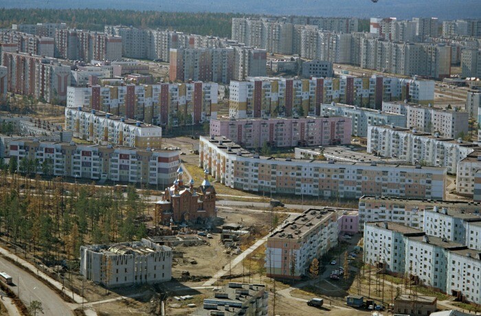 Якутия в 2023г благоустроит по федеральной программе свыше 60 дворов