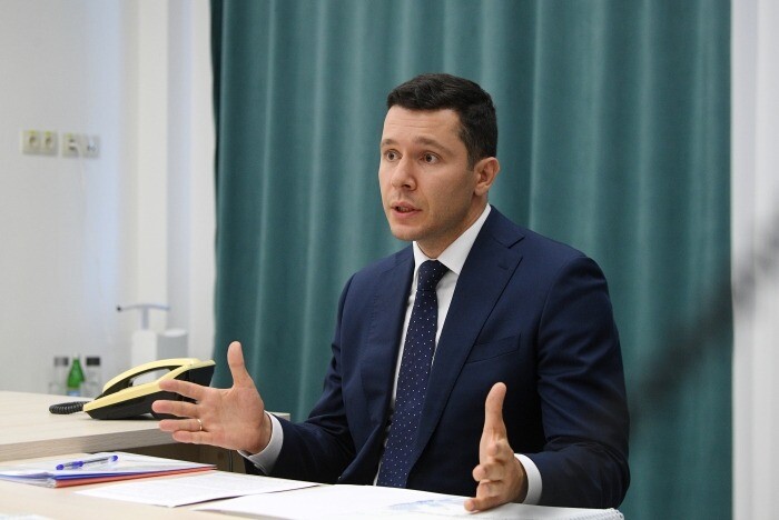 Калининградский губернатор Алиханов передал спецоборудование военнослужащим в зоне СВО
