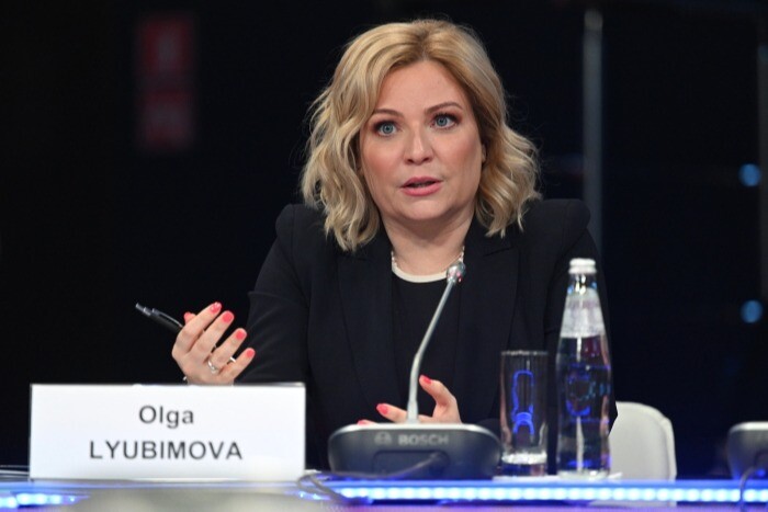 Любимова заявила о приоритете для семейных фильмов в стиле "добрых сказок"