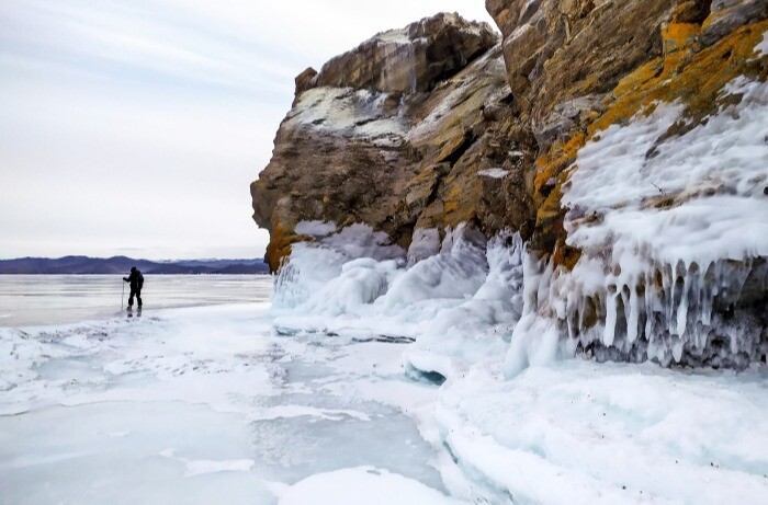 14 человек заблудились во время метели на льду озера Байкал, все они спасены - МЧС