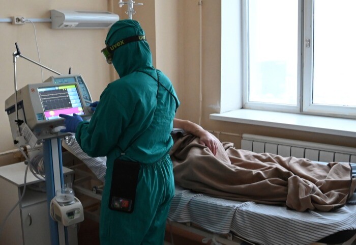 Оперштаб: в РФ за сутки COVID-19 заболели почти 12,5 тыс. человек, умерли 35 пациентов