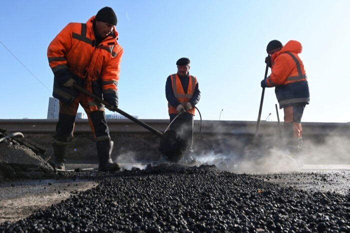 Около 15 тыс. км дорог отремонтируют в России по нацпроекту в 2023 году