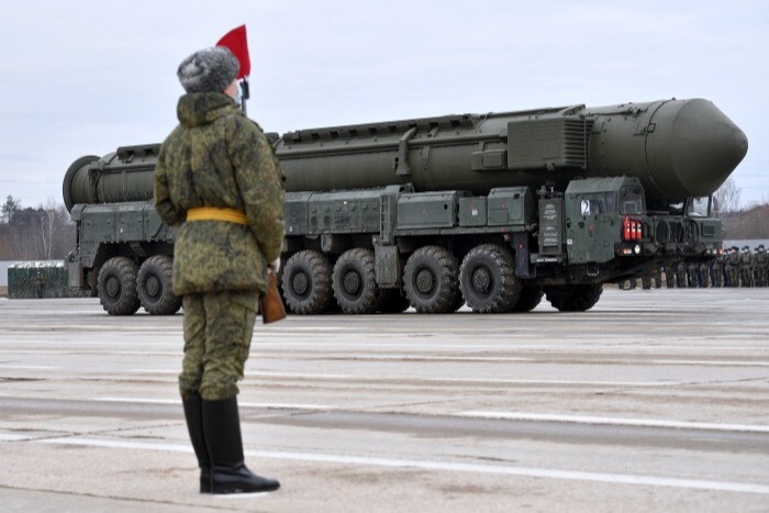 Минобороны РФ сообщило о выходе ракетного полка "Ярс" на маршруты боевого патрулирования на учении в Сибири