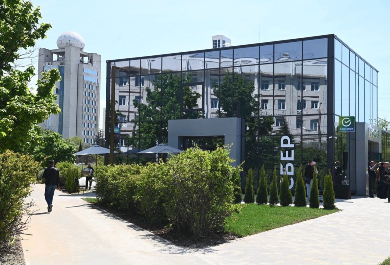 Сбербанк открыл отделение в Севастополе