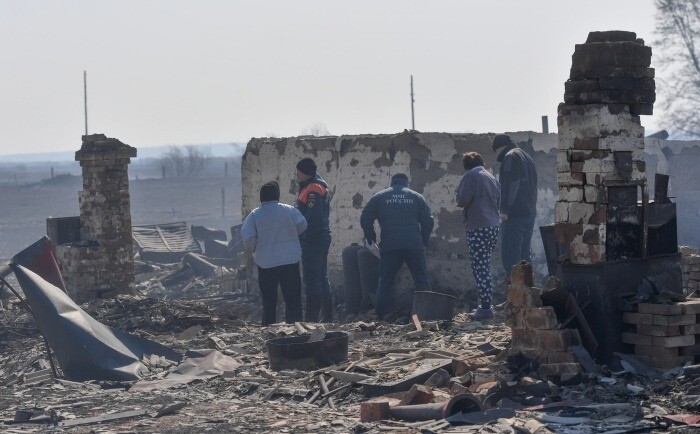 Правительству РФ предстоит принять меры по обеспечению жильем пострадавших от пожаров на Урале - поручение президента