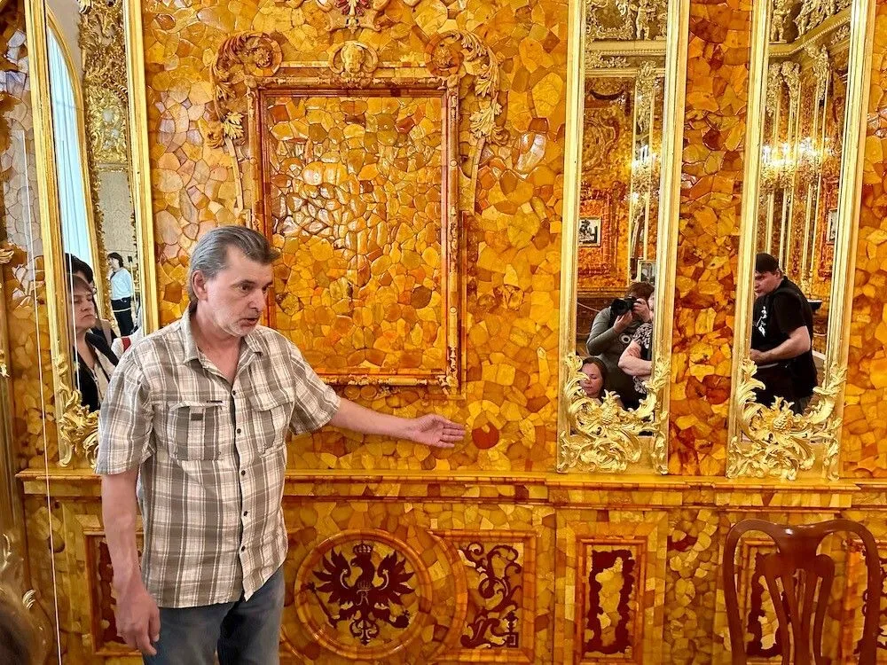 В Царском Селе уверены, что Янтарная комната сохранилась