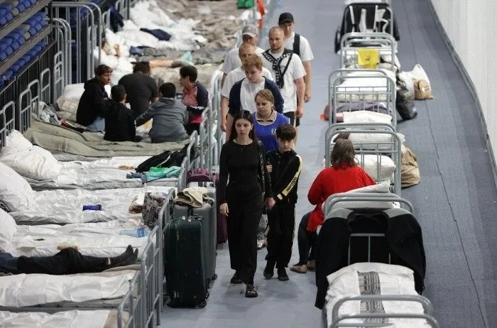 До 35 жителей Шебекино ежедневно прибывают в дежурный ПВР в Белгороде - мэр