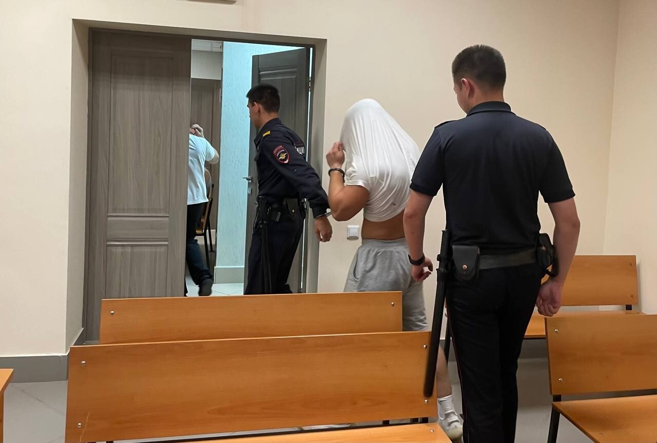 Суд в Самаре арестовал одного из обвиняемых в краже метилового спирта