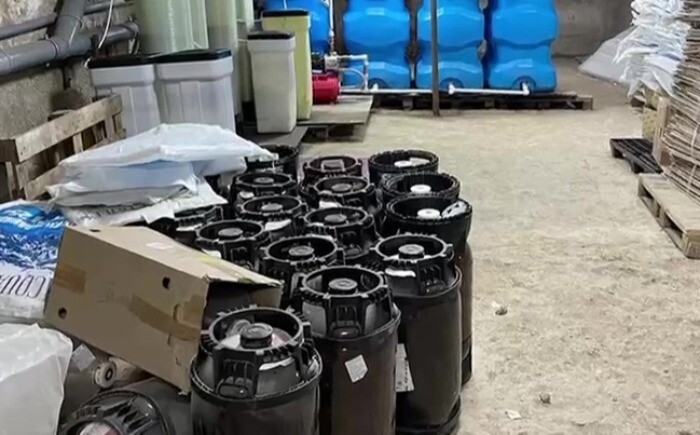 Полицейские Курганской области изъяли из складов и магазинов свыше 20 тыс. литров суррогатного сидра