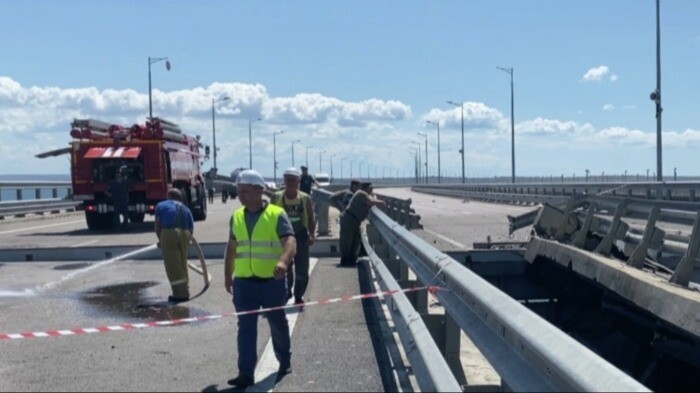 Аксенов: движение по Крымскому мосту будет восстановлено в течение дня-двух