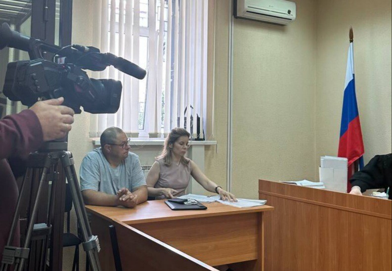 Обвиняемый по делу о стрельбе в ижевской школе бывший директор ЧОП на суде заявил, что не признает вину