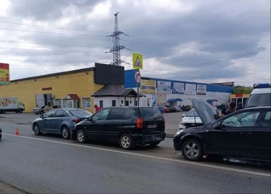 Восемь человек пострадали в ДТП в Ижевске