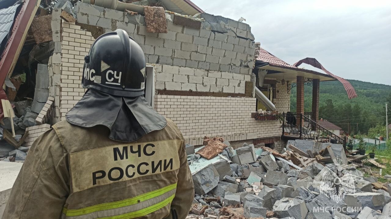 Подросток и пенсионерка пострадали от взрыва газа в частном доме в Забайкалье