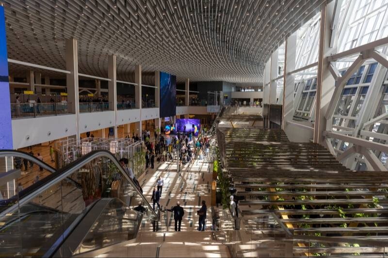 Новый терминал стоимостью 12,5 млрд рублей открыли в аэропорту Южно-Сахалинска