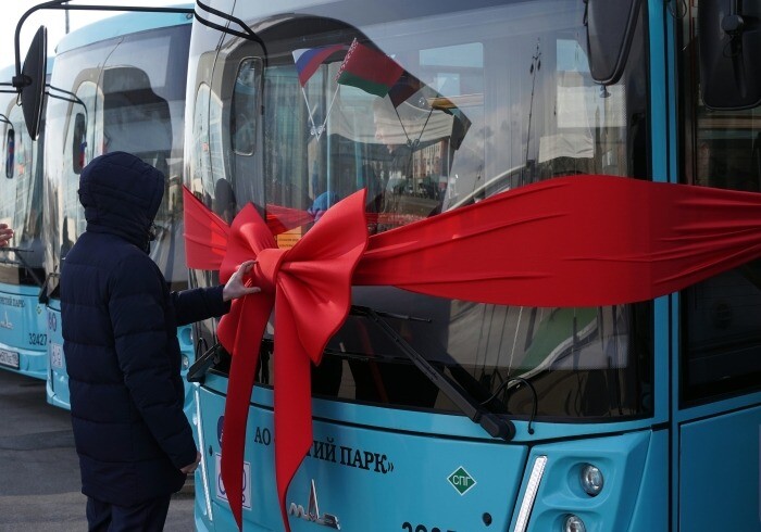 Автотранспортные предприятия Брянской области получили 17 новых автобусов