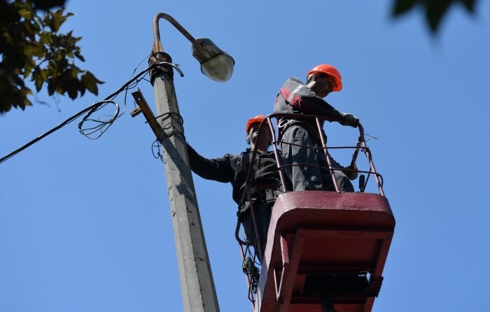 Четыре тысячи жителей Псковской области остаются без электроснабжения после непогоды
