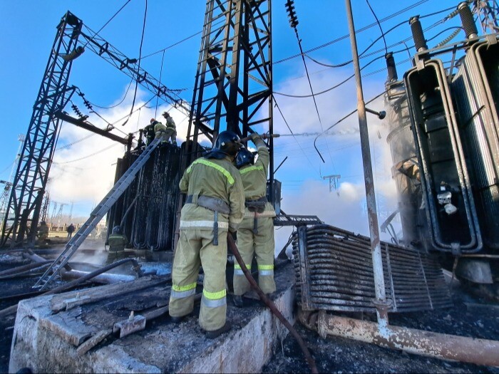 Пожар на электростанции под Калугой мог начаться из-за удара молнии - губернатор