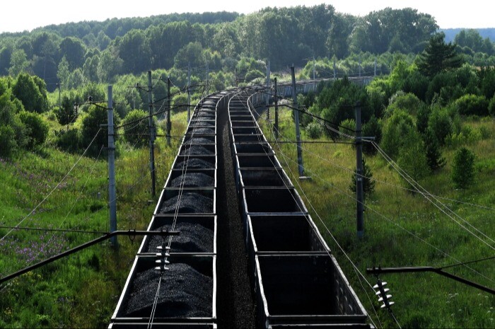 Ситуация с ж/д отгрузкой угля и леса из Иркутской области на восток улучшилась - губернатор