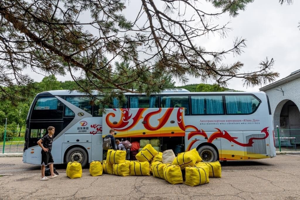 Очередь из пассажирских автобусов на границе России и Китая в Приморье ликвидирована - прокуратура
