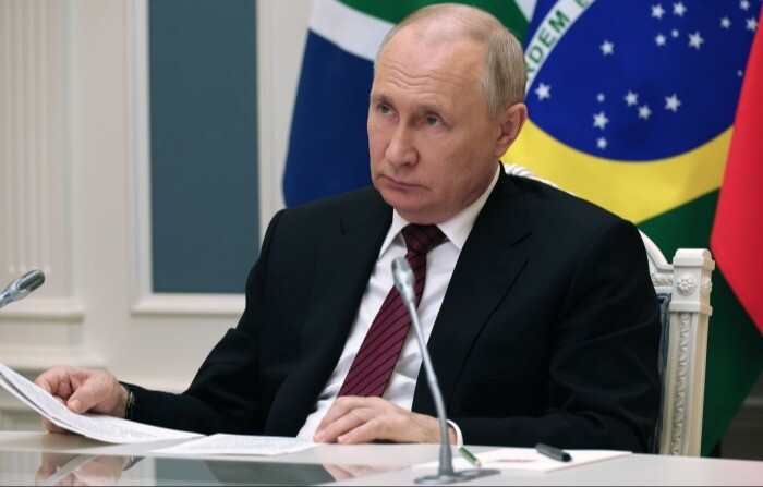 Путин: действия РФ на Украине продиктованы стремлением положить конец войне