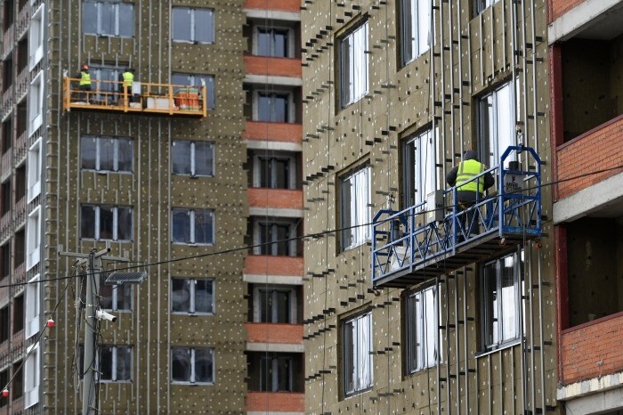 Расселение 138 старых домов по программе реновации началось в Москве летом