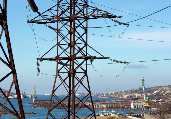 Энергоснабжение в Крыму планируется восстановить в течение двух суток - Аксенов