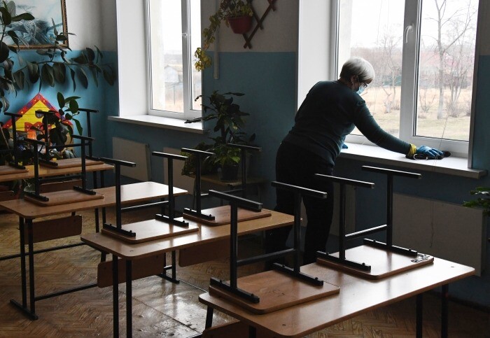 Почти 30 школ в Новгородской области полностью или частично закрыли из-за ОРВИ