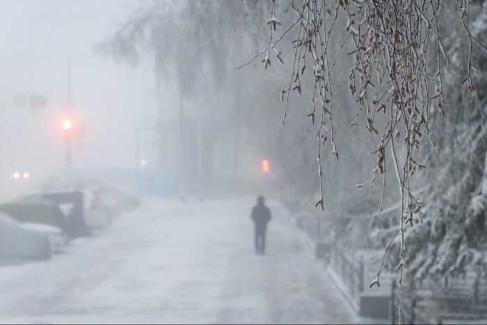 Школьники и студенты на Урале остались дома из-за морозов