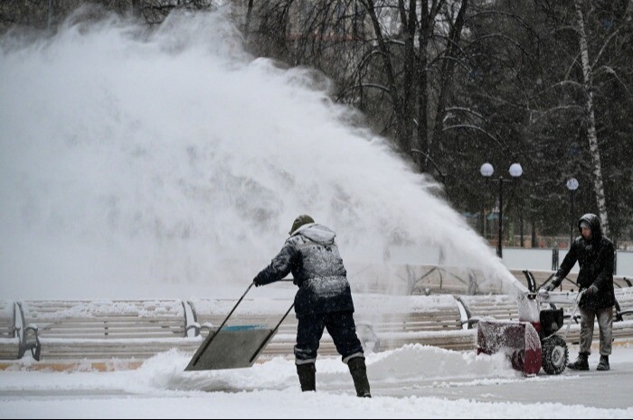 Предпринимателей привлекают к очистке снега в Курске