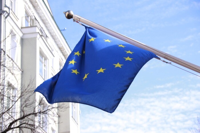 Песков: решение ЕС о начале переговоров с Украиной и Молдавией о членстве в Евросоюзе политизировано