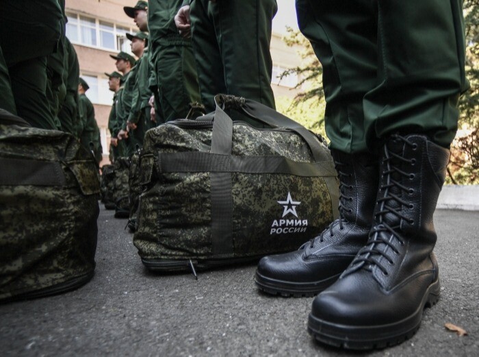 Шойгу: с 1 декабря приступили к выполнению поручения по наращиванию Вооруженных сил до 1 млн 320 тыс. человек