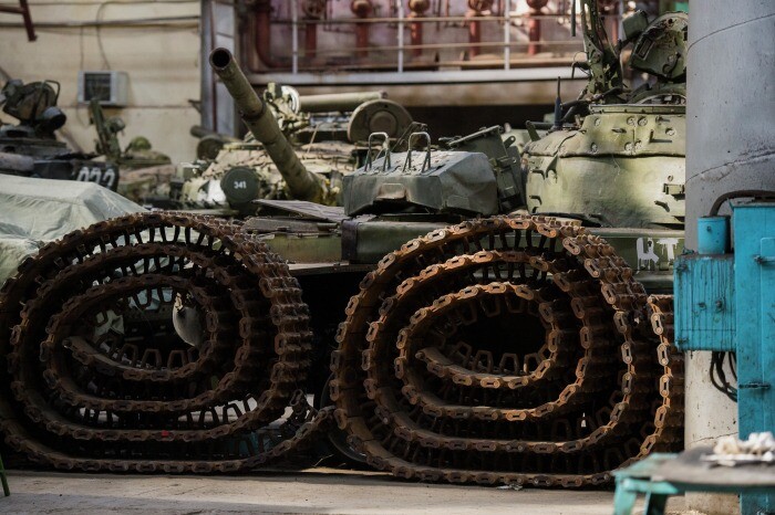 Чемезов доложил Путину об увеличении производства танков в семь раз