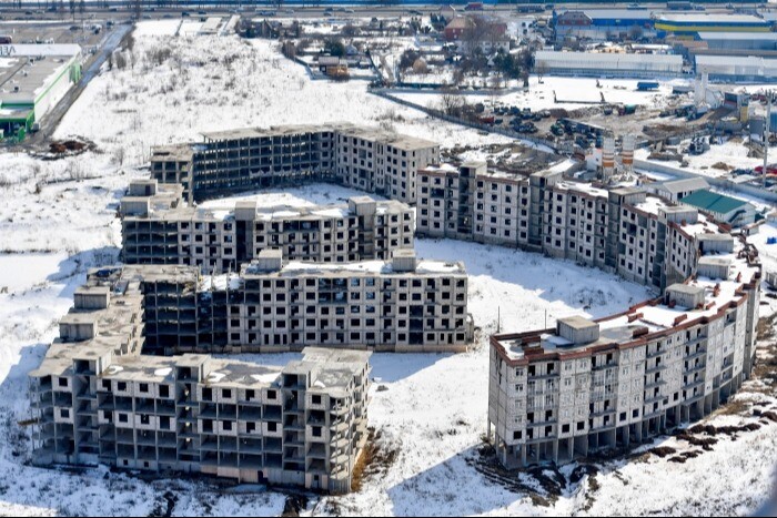 Число долгостроев на Урале за последние 2 года сократилось в 15 раз - полпредство