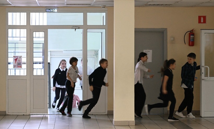 Учащиеся эвакуированы из школы в нижегородском Дзержинске из-за пожара