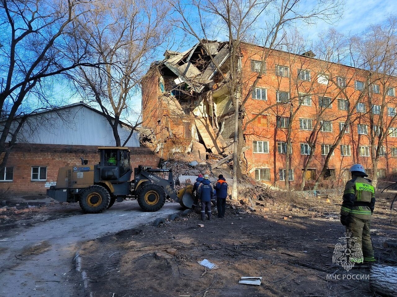 Режим ЧС введен в хакасском Черногорске в связи с частичным обрушением общежития