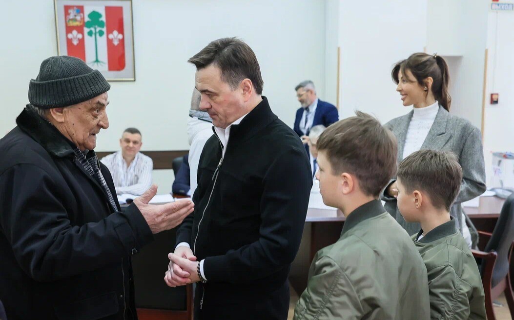 Губернатор Подмосковья проголосовал на выборах президента
