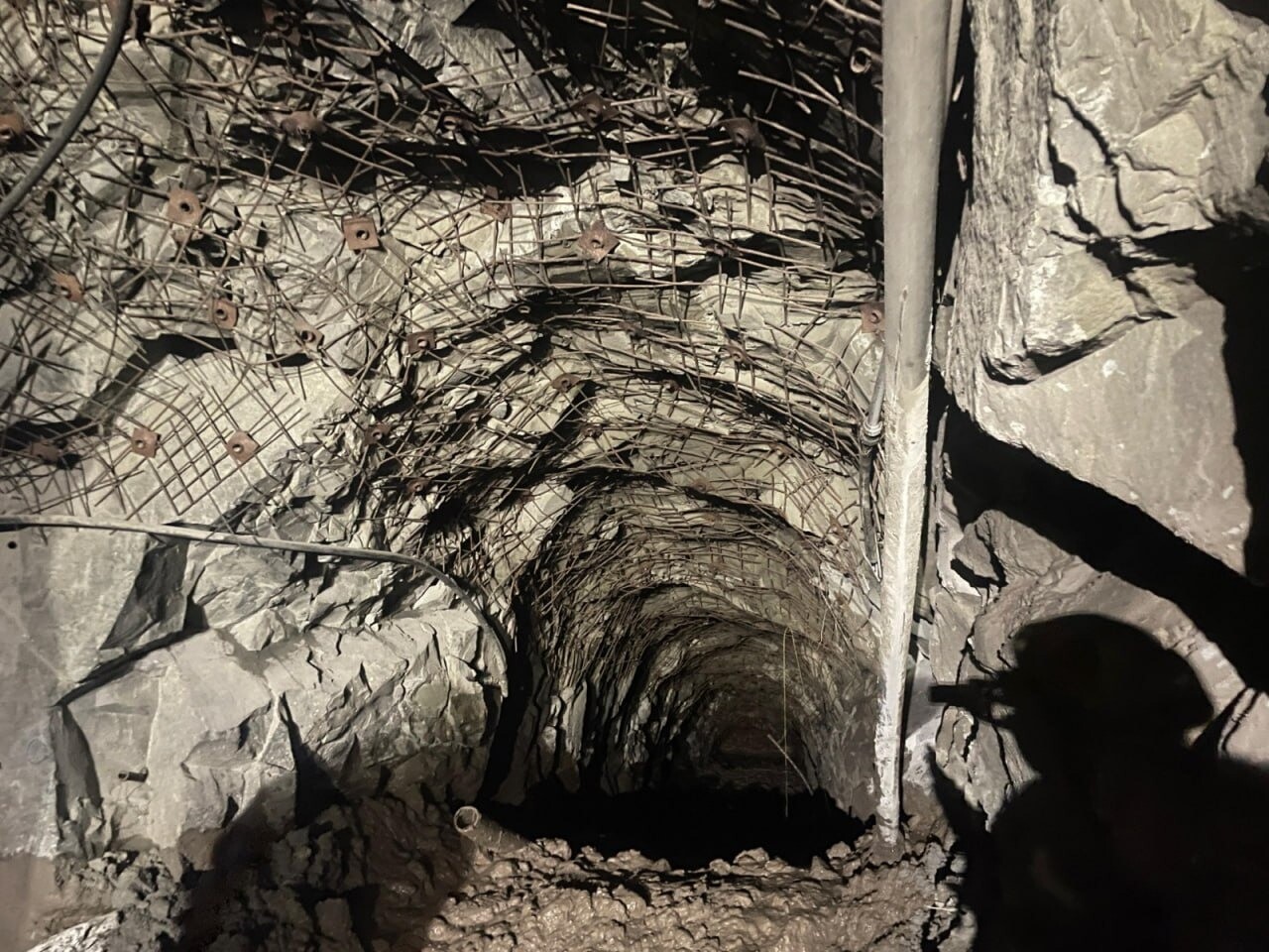 Обрушение произошло на руднике в Приамурье