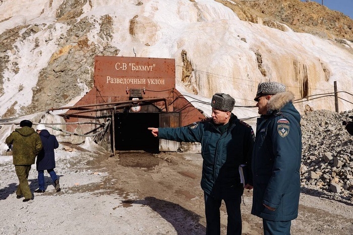 Вторую скважину решено бурить на месте завала на руднике "Пионер" в Приамурье