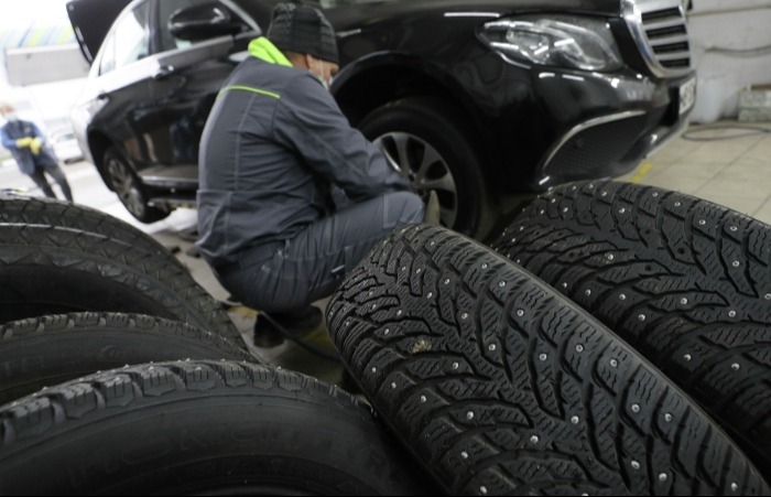 Дептранс Москвы рекомендует автомобилистам менять зимнюю резину на летнюю