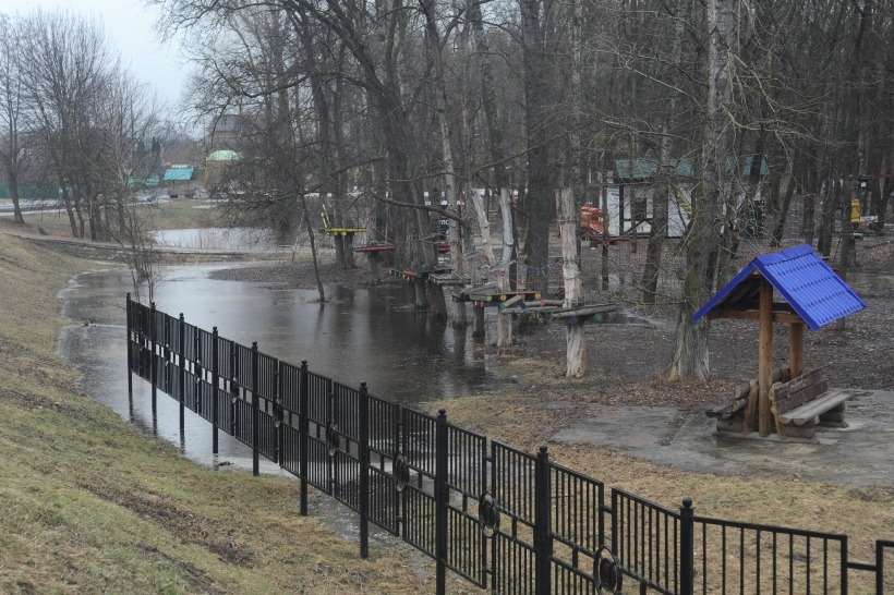 Более 260 приусадебных участков подтоплено в Тверской области