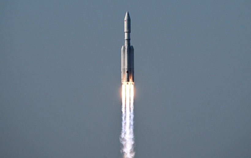 С третьей попытки: ракета-носитель "Ангара-А5" впервые стартовала с "Восточного"