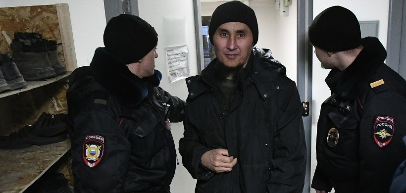 Челябинское УФСБ ликвидировало канал незаконной миграции с участием полицейских